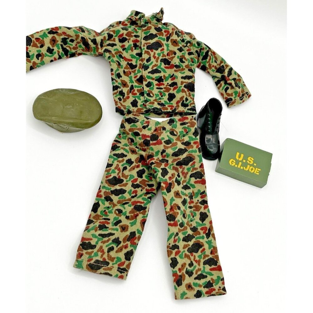 1960's GI Joe Camouflage Hasbro Uniform Beret Ammo Box Made In Japan READ